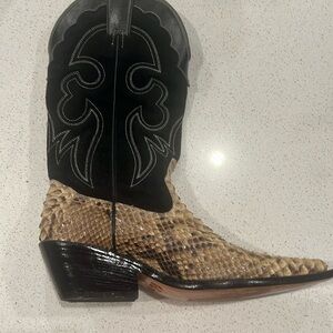 Snake skin square toe boots leather and suede size 36 sol & Luna cowboy